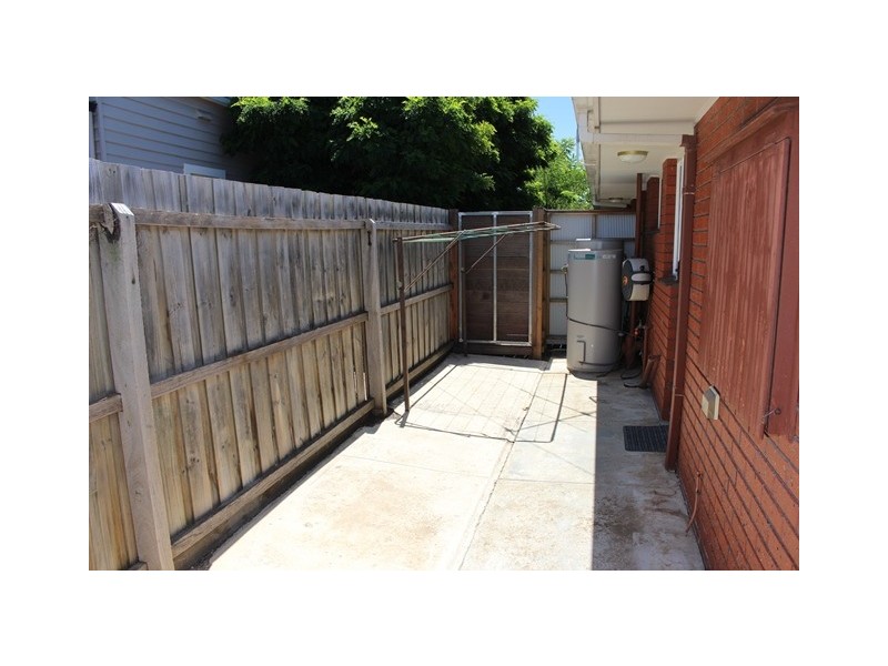 1/2 Wimmera Avenue, Manifold Heights VIC 3218