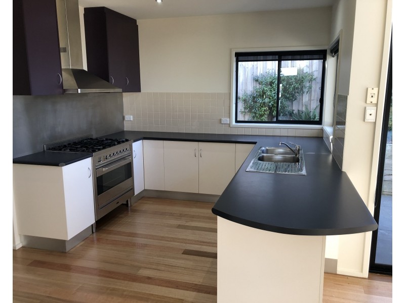 20 St Catherines Drive, Highton VIC 3216