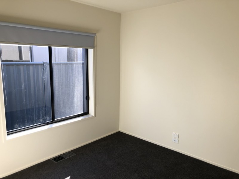 20 St Catherines Drive, Highton VIC 3216