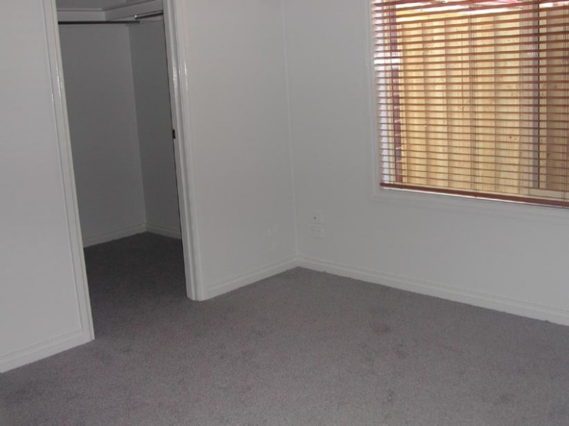 2/46 Vines Road, Hamlyn Heights VIC 3215