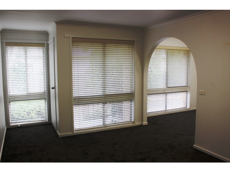 1/9 Roxby Street, Manifold Heights VIC 3218