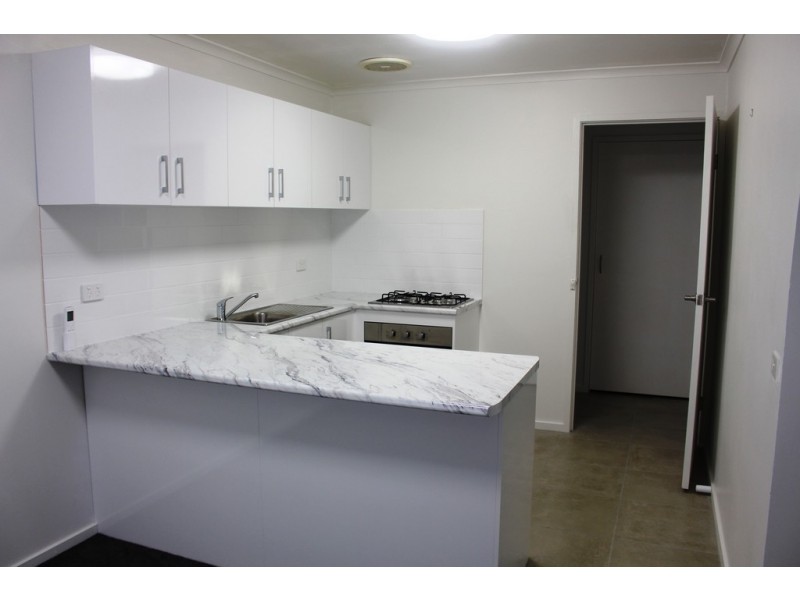 1/9 Roxby Street, Manifold Heights VIC 3218