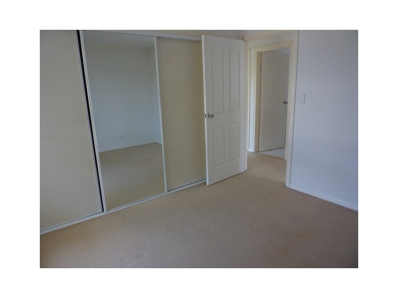 2/40 Ernest St, Bell Post Hill VIC 3215