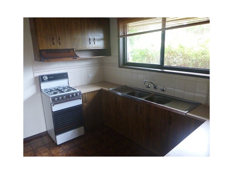 1/49 Oberon Dve, Belmont VIC 3216