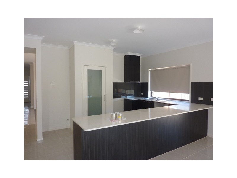 5 Weerana Way, Lara VIC 3212