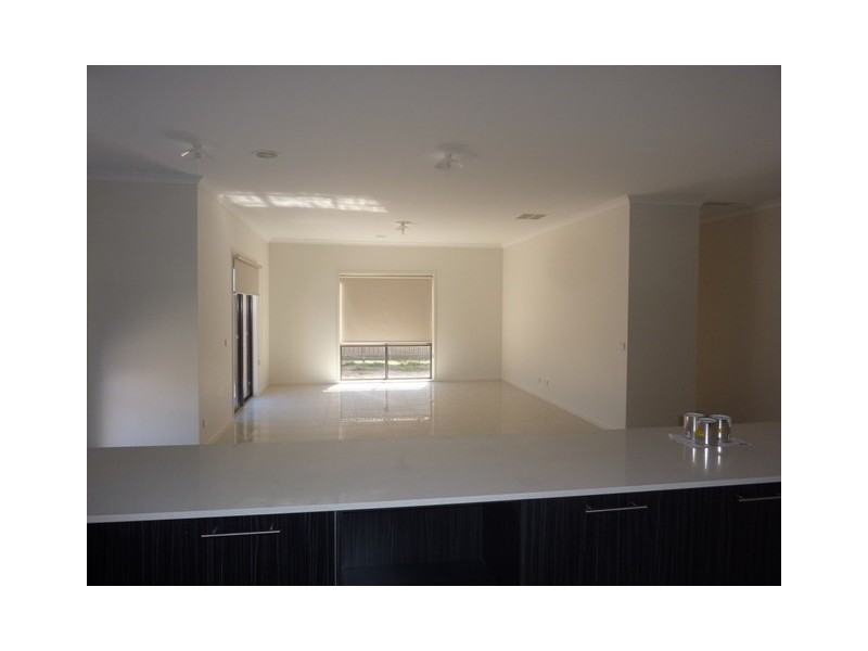 5 Weerana Way, Lara VIC 3212