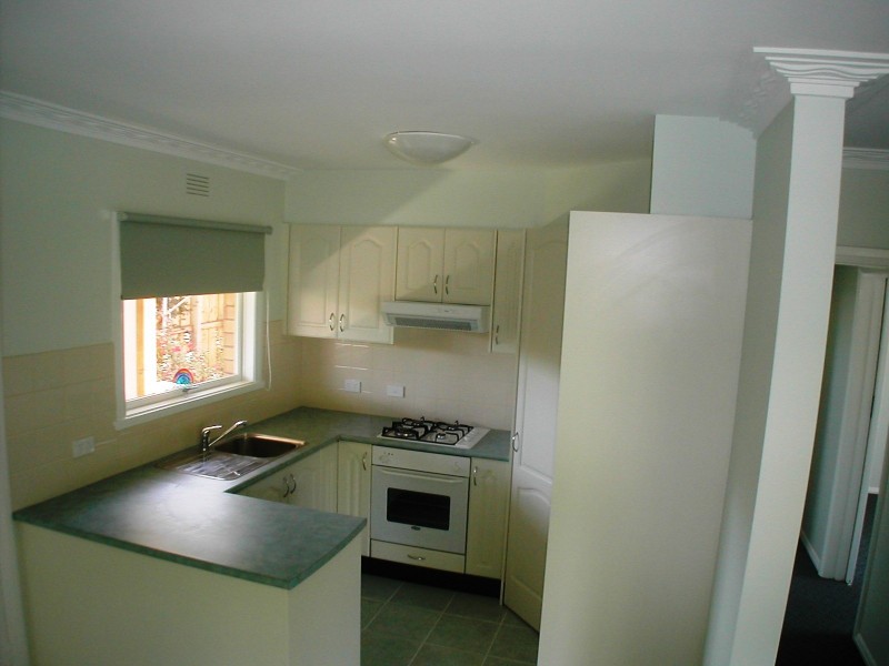 1/13 St Elmo Crescent, Highton VIC 3216