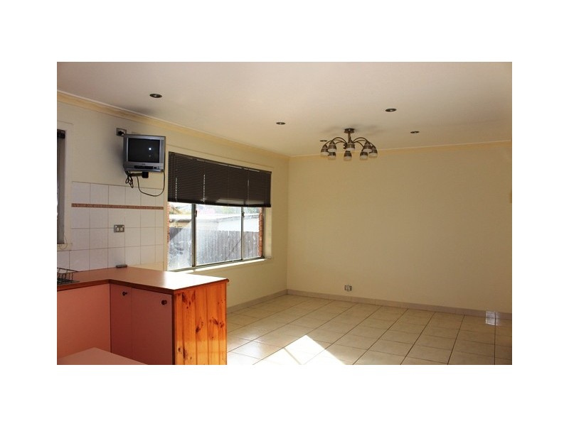 10 Miller Street, Newcomb VIC 3219