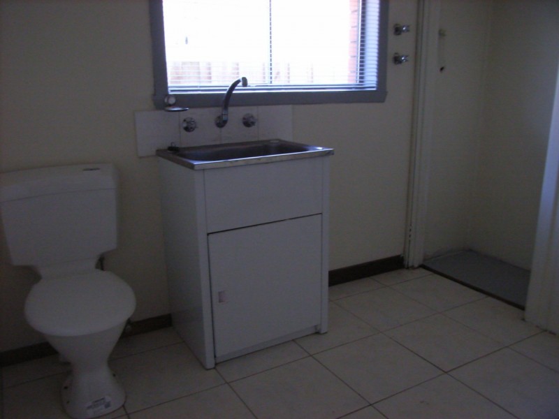 10 Miller Street, Newcomb VIC 3219