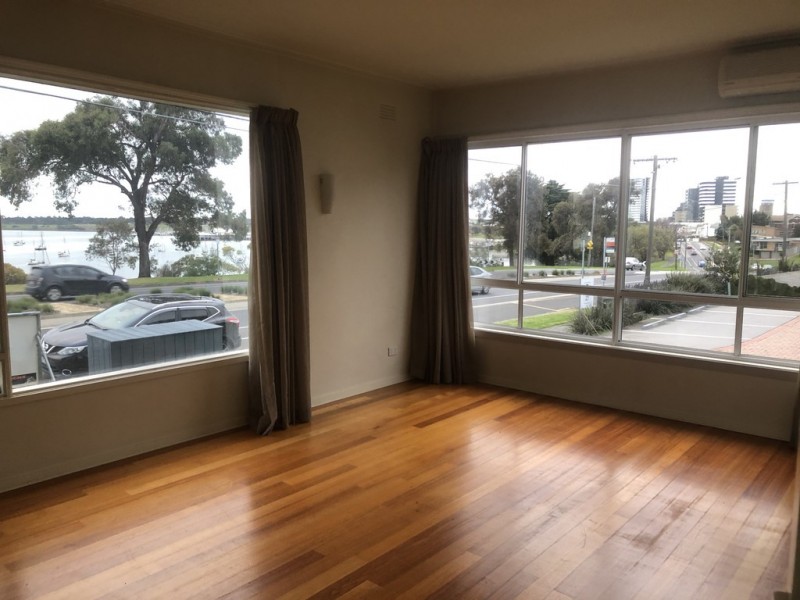 1/17 The Esplanade, Geelong VIC 3220