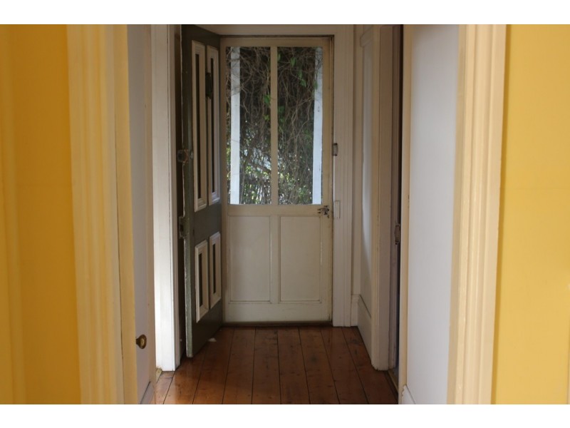 1 Leslie Street, Newtown VIC 3220