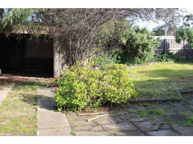 1 Leslie Street, Newtown VIC 3220