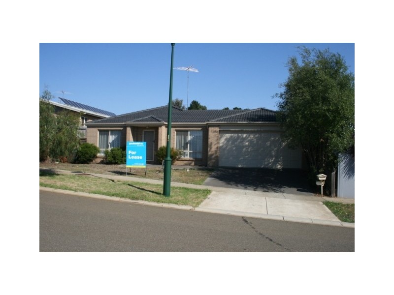 4 Peppertree Rise, Waurn Ponds VIC 3216