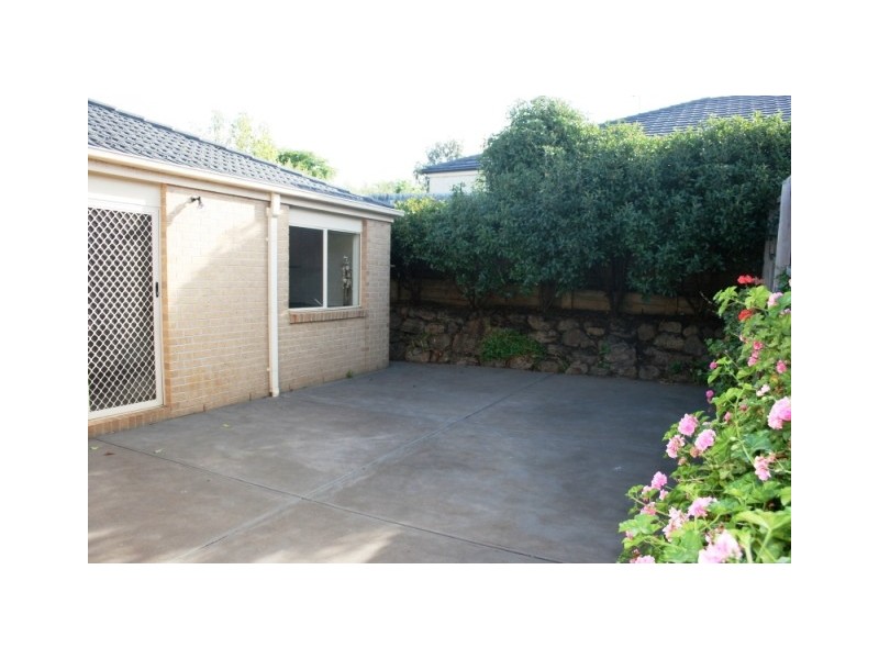 4 Peppertree Rise, Waurn Ponds VIC 3216