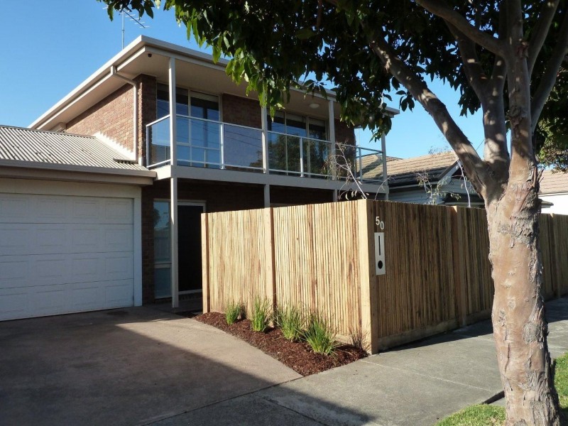 50 Saffron Street, Newtown VIC 3220