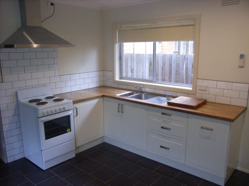 1/70 Balcombe Road, Newtown VIC 3220