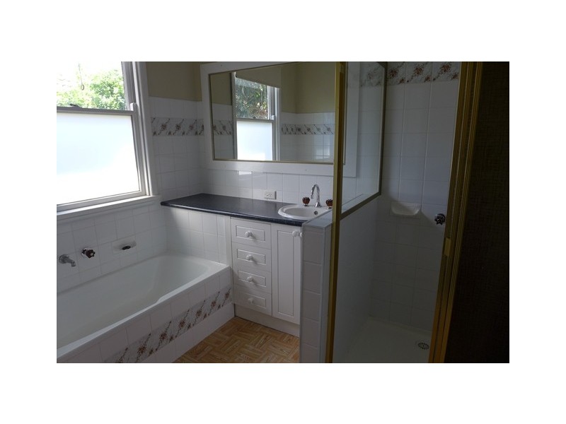 143 Wilsons Road, Newcomb VIC 3219