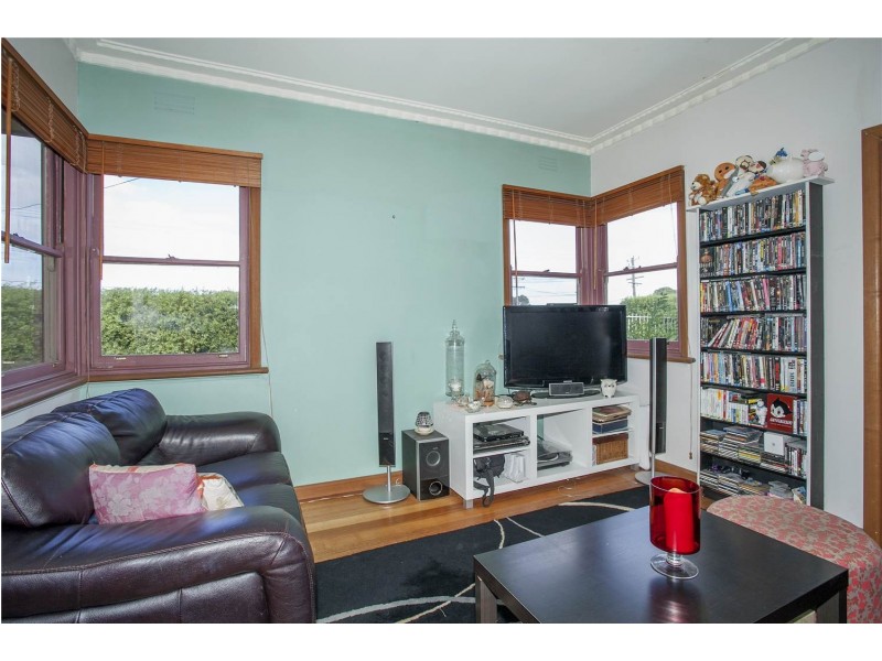 45 Torquay Road, Belmont VIC 3216