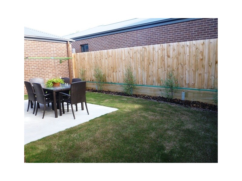 3/1 Linthwaite Close, Highton VIC 3216