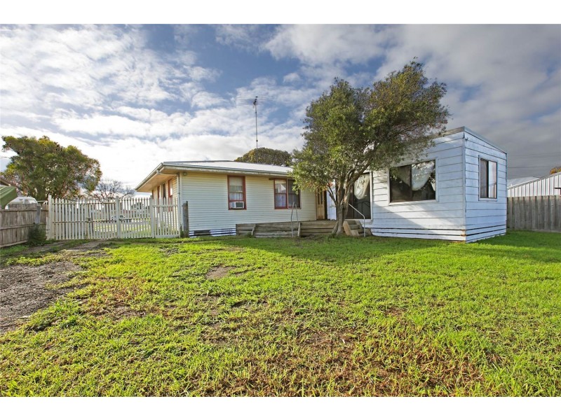 1 Cobargo Court, Norlane VIC 3214