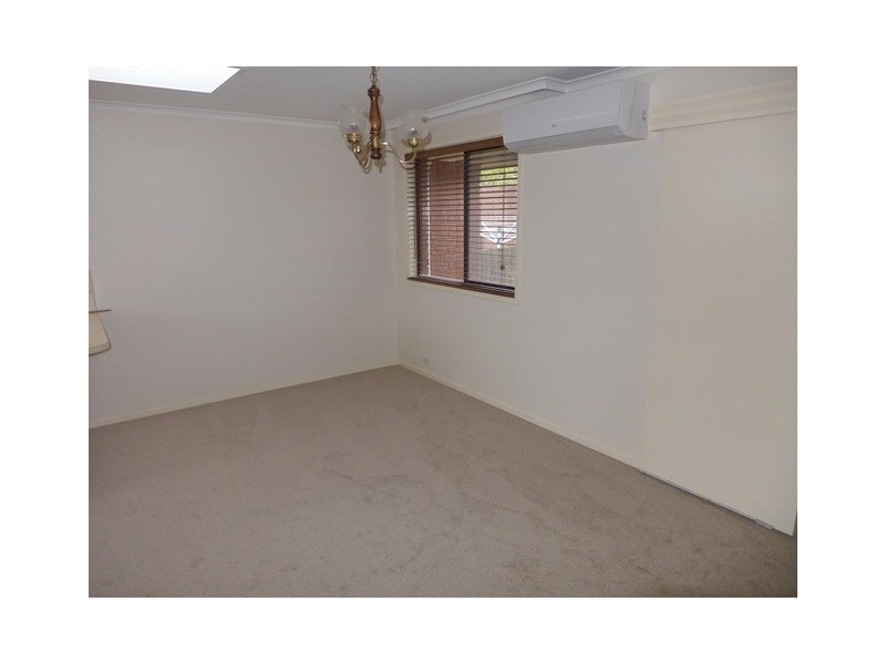 2/15 Bieske Road, Grovedale VIC 3216