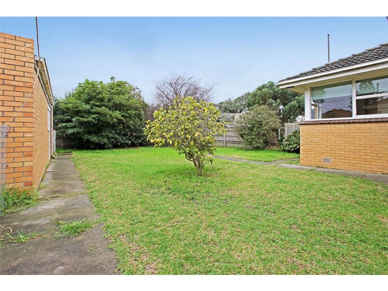 14 Barrabool Road, Highton VIC 3216