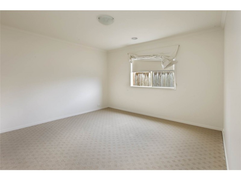 8 Priory Court, Marshall VIC 3216