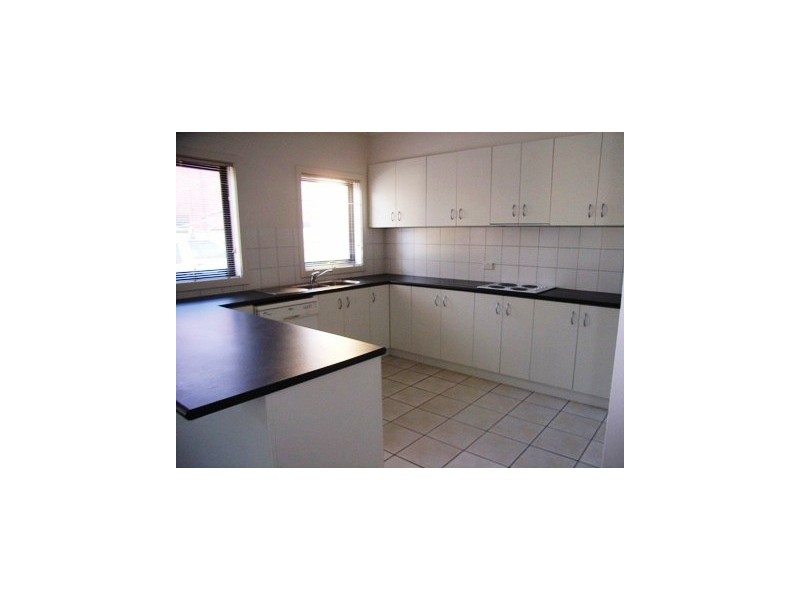 1/3 Adams Place, Geelong VIC 3220