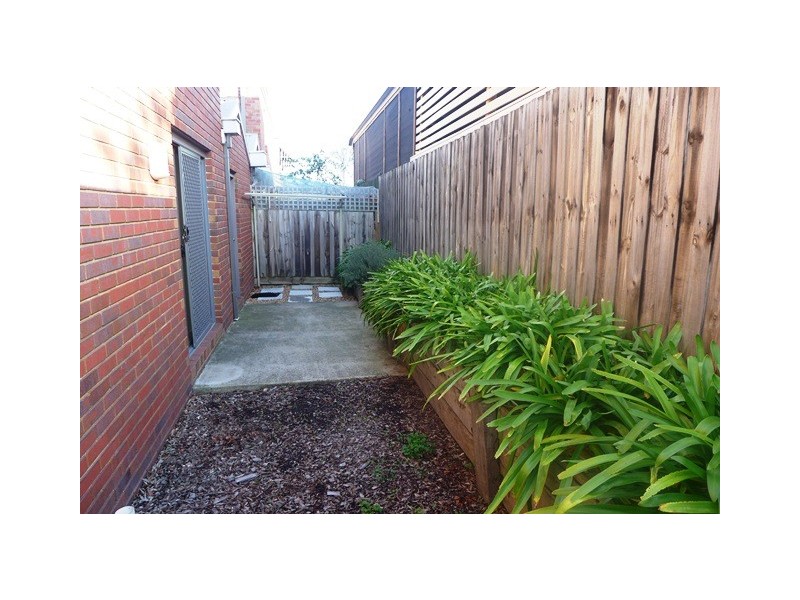 1/41A Settlement Road, Belmont VIC 3216