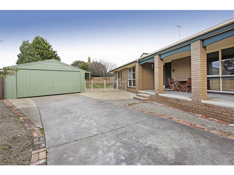 5 Jersey Court, Belmont VIC 3216