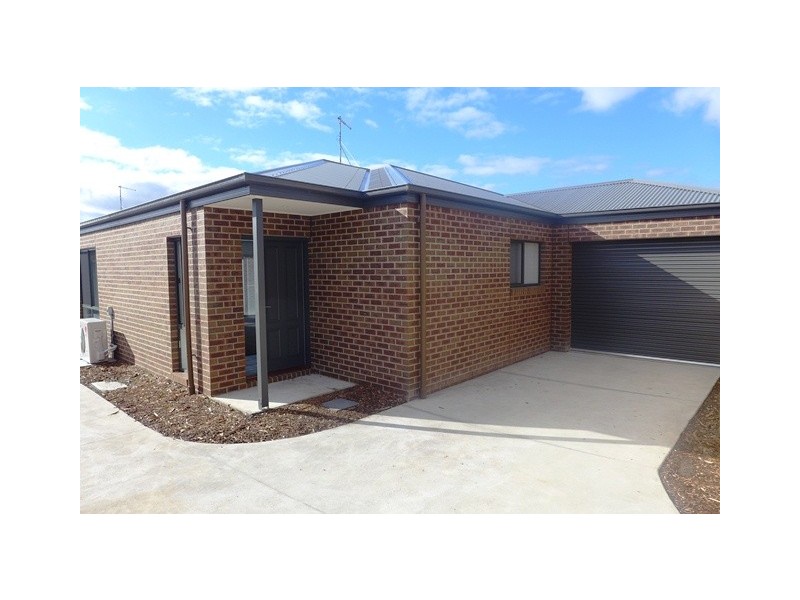 2/37 Logan Street, Hamlyn Heights VIC 3215