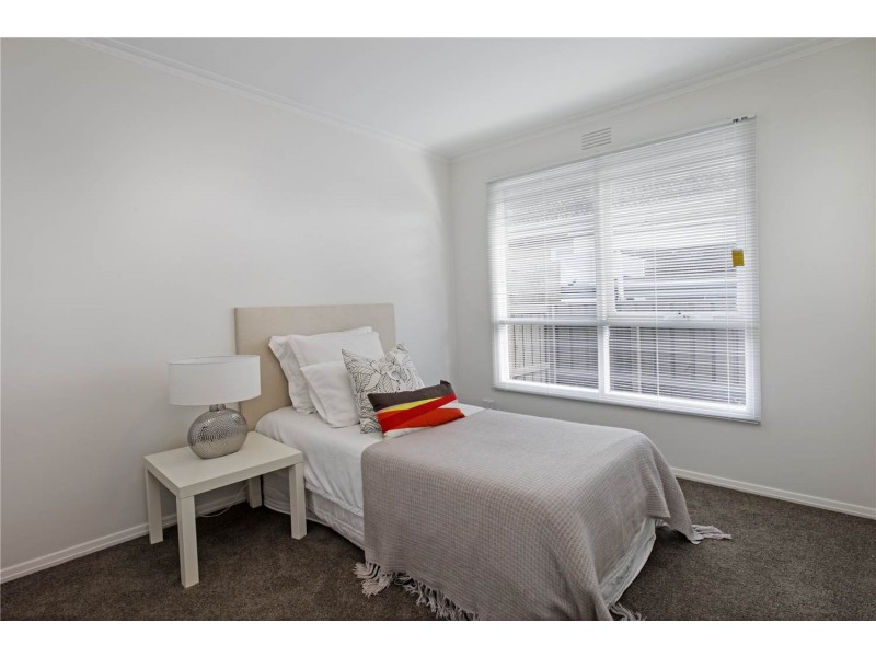 1/40 Clonard Ave, Geelong West VIC 3218
