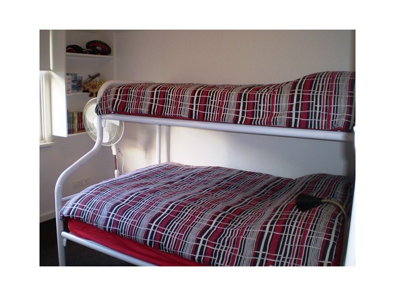 12 Landy Avenue, Highton VIC 3216