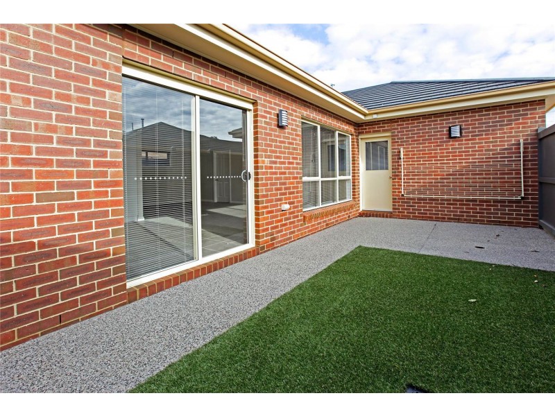 2and5/ 31-33 Morris Street, Belmont VIC 3216