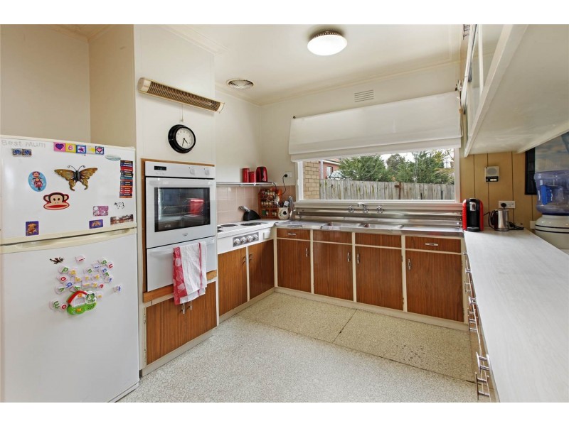 2/13 Kirami Court, Wandana Heights VIC 3216