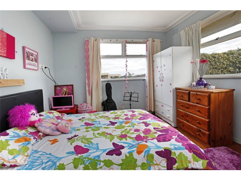 2/13 Kirami Court, Wandana Heights VIC 3216