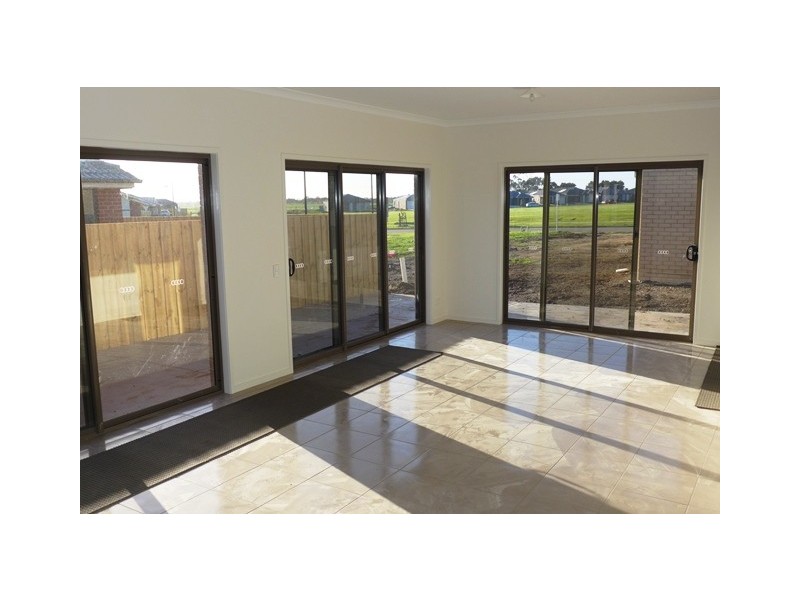 5 Abigail Court, Connewarre VIC 3227