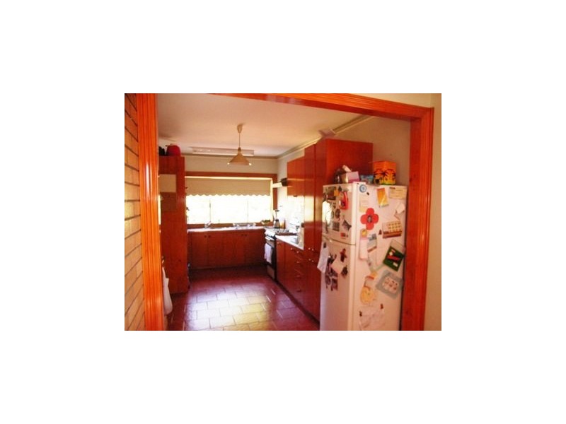 17 Montpellier Drive, Highton VIC 3216