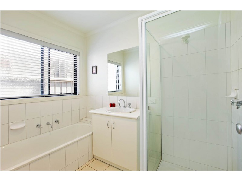 1A Heyers Road, Grovedale VIC 3216