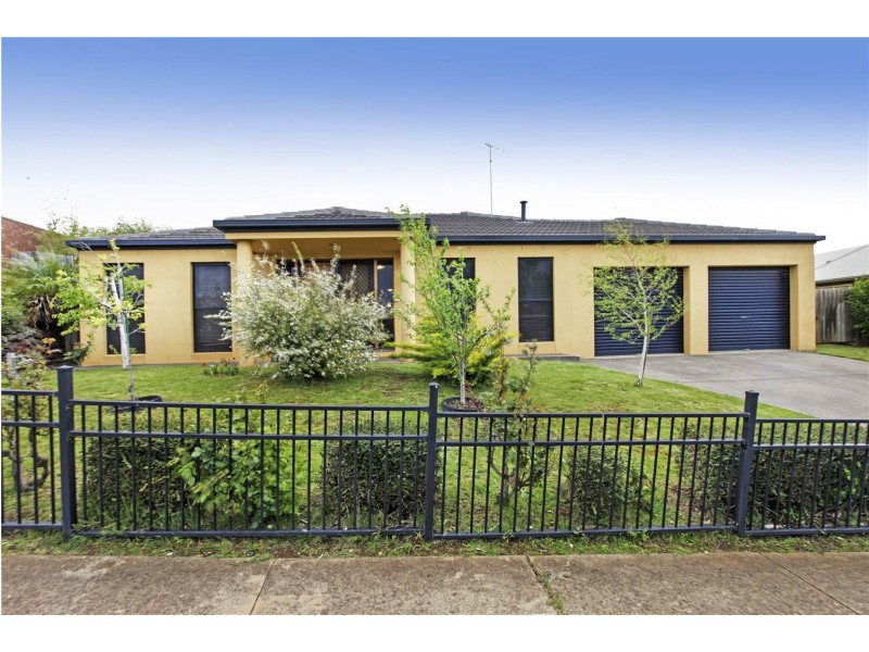 5 Shiraz Drive, Waurn Ponds VIC 3216