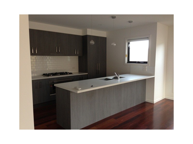 1/11 Toyne Avenue, Hamlyn Heights VIC 3215