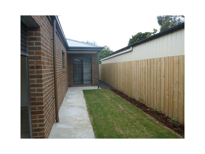 3/10 Francis Street, Belmont VIC 3216