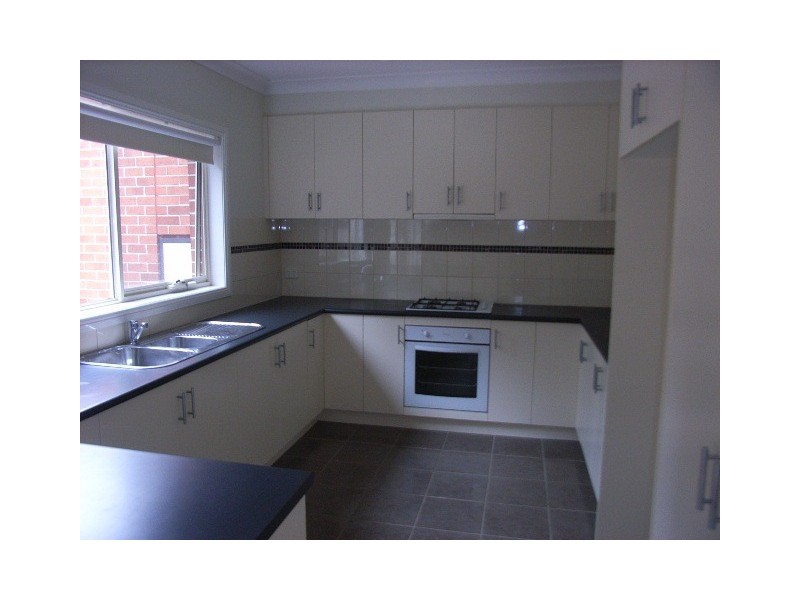 3/38 BUCKINGHAM ROAD, Newtown VIC 3220