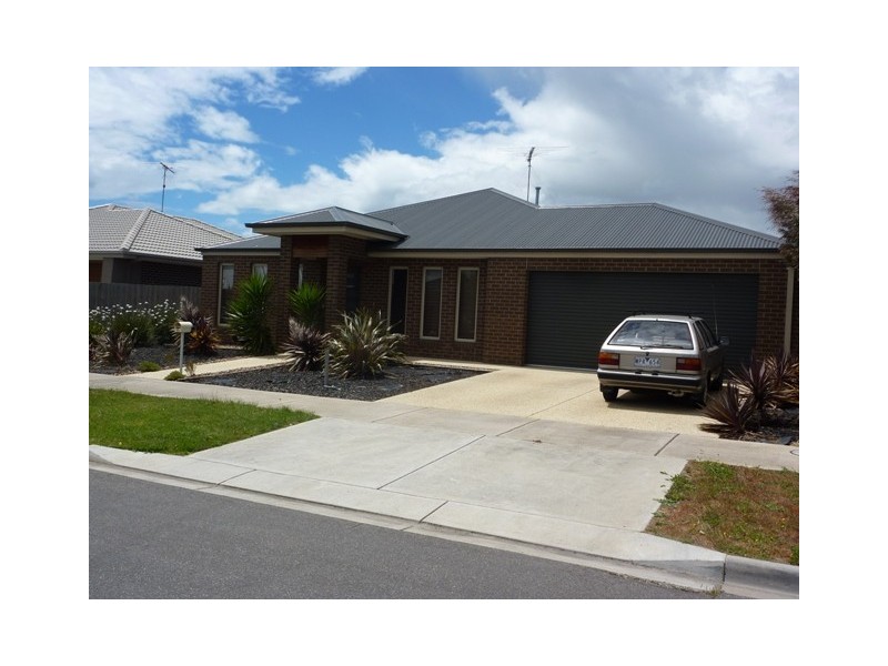 71 Hoddle Drive, Leopold VIC 3224