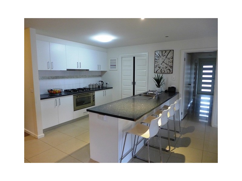 71 Hoddle Drive, Leopold VIC 3224