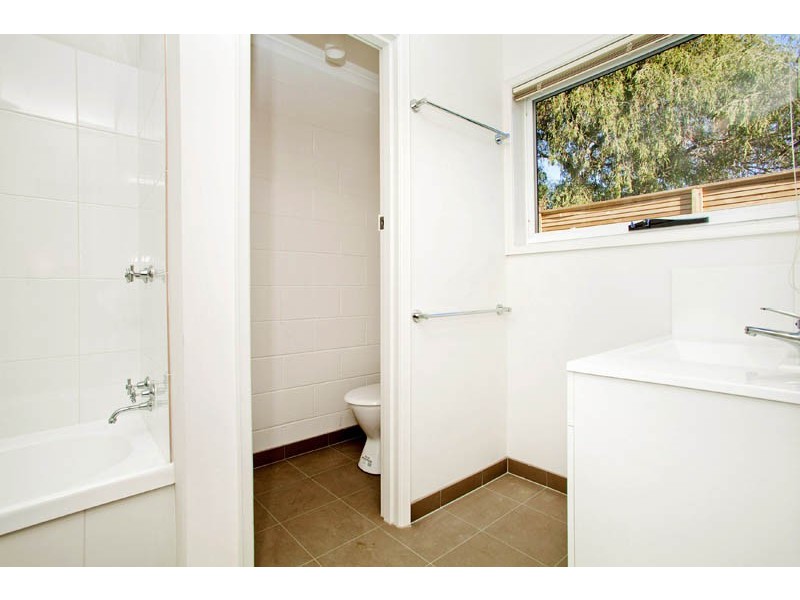 5/29 Knight Avenue, Herne Hill VIC 3218