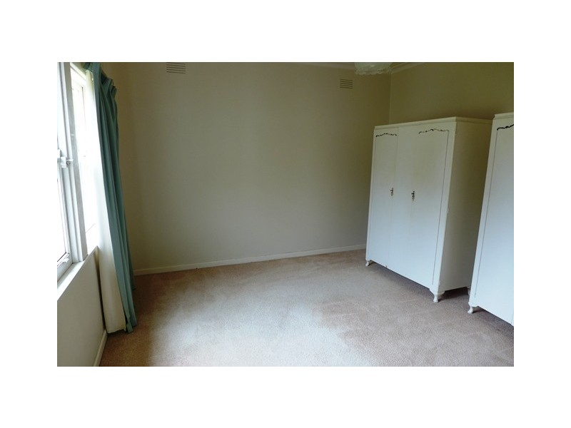 15 Finchaven Street, Herne Hill VIC 3218