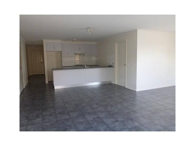 10 CORNBURY MEWS, Grovedale VIC 3216