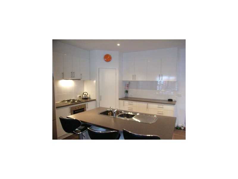 2 Mary Street, Hamlyn Heights VIC 3215