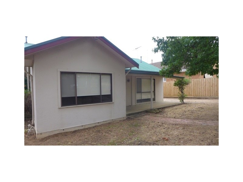 6 Leonard Street, Belmont VIC 3216